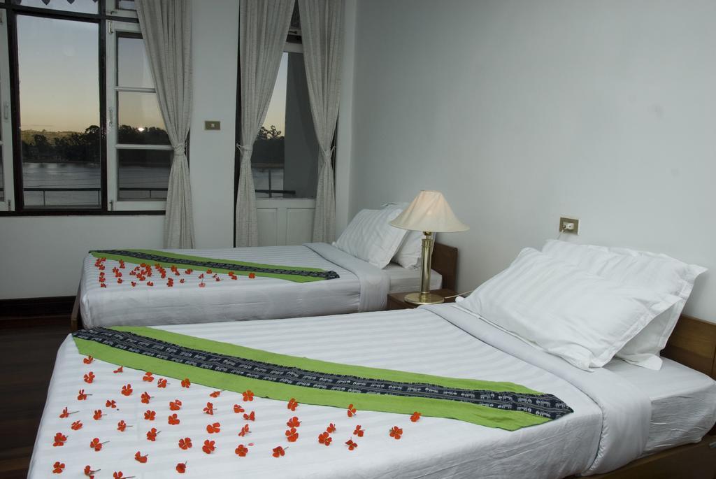 Global Grace Pindaya Hotel Habitación foto